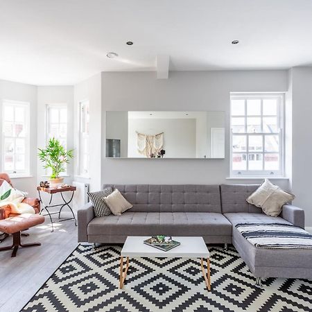 2 Bedroom Apartments With Sofa Bed In Southend Luaran gambar