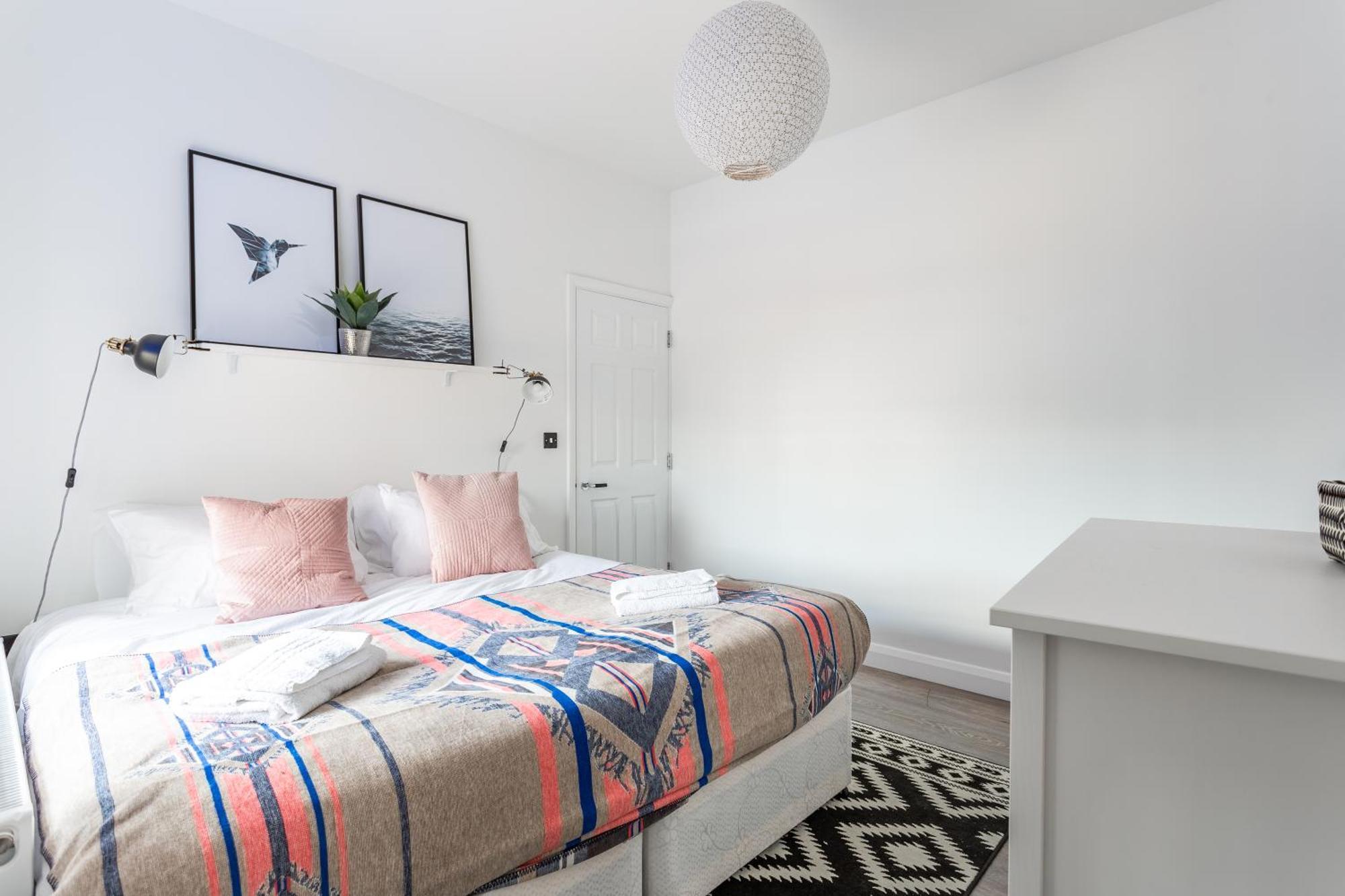 2 Bedroom Apartments With Sofa Bed In Southend Luaran gambar